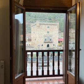 Apartamentos La Solana, хотел в Потес