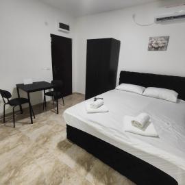 Rea Apartments