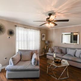 Milton Getaway Near Beach w/ Deck & Yard, Hotel in Milton