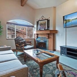 Swiss-Inspired 2B2B Villa in Downtown Midway - 7476