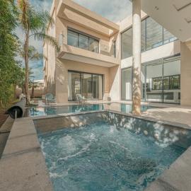 Villa Kenza piscine et jacuzzi chauffée