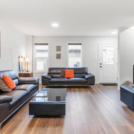 Spacious Home • 3BR • Close to Whyte and Downtown