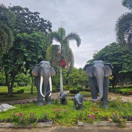 Kaengkrachan Diamond Green Resort, hotel in Ban Song Phi Nong