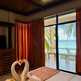 Chindonan Dive and Beach Resort โรงแรมในโกรอน