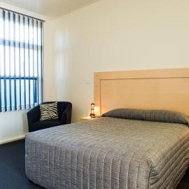 Cherry Blossom Motor Inn, hotel en Young