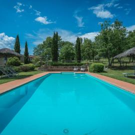 Borgo La Casina By Geco Vacation Rentals, hotel i Capannole