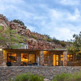 Desert Wind Private Guest and Game Farm, hotel in Montagu