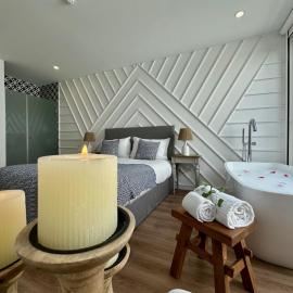 Alentejo Charm House, hotel in Vila Nova de Milfontes