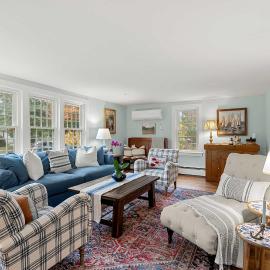 Game Room Central AC 4 mins to Craigville Beach, hotel em Barnstable
