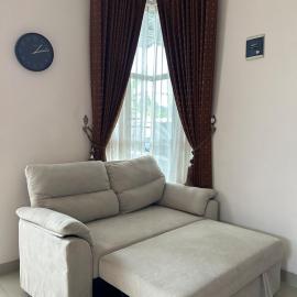 Magnolia Homestay, hotel u gradu Purvokerto