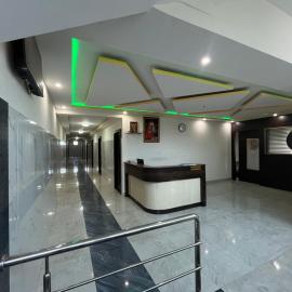S L N comfort, Hotel in Chik Bānavar