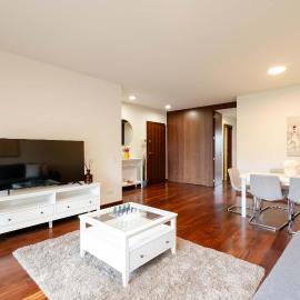 Modern & Spacious Flat with Garage by HostWise