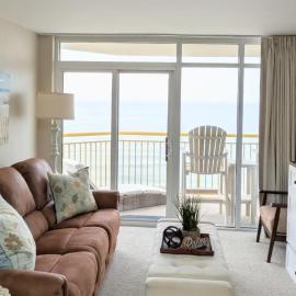 Beautiful Beachfront 2BR2Bath & 2 Balconies โรงแรมในนอร์ทเมอร์เทิลบีช