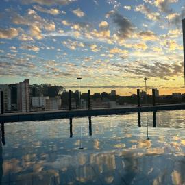 TESLA APT2-Pool, Air, gym, 24-hour portaria, hotel in São Carlos