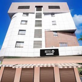 Super Hotel O Nashik Road Formerly The Address Hotel, hótel í Nashik