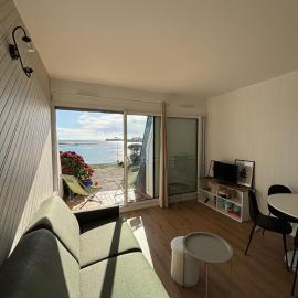 Guidel Beach Sea View Studio，吉代的飯店