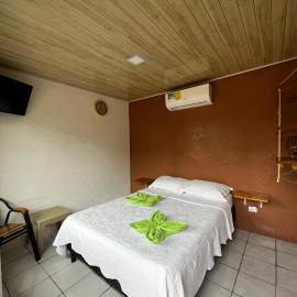 Cabinas Golfito, hotel in Golfito