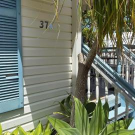 Bromyard Lakeside Cottage - Swansea- Lake Access