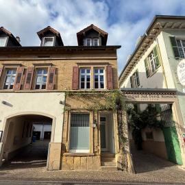 Townhouse Mayfair Style im Weinstrassen Hotspot Deidesheim, hotel en Deidesheim