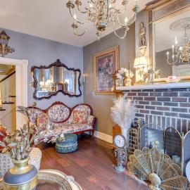 Elegant Upton Rowhouse 2 Mi to Inner Harbor!