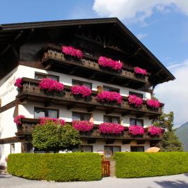 Gästehaus Friedl, hotel di Imst