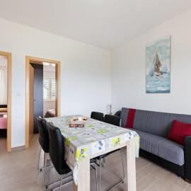 Apartment in Nevidane near White Mountains