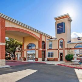 Baymont by Wyndham Lubbock, hotel di Lubbock