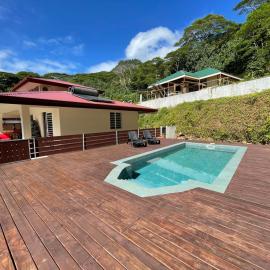 Parahimai Lodge - Maison avec piscine