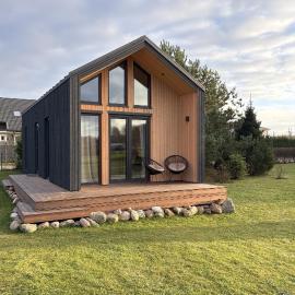 STUDIO DZEŅI Peaceful Hideaway with Sauna optional extra、キェカワのホテル