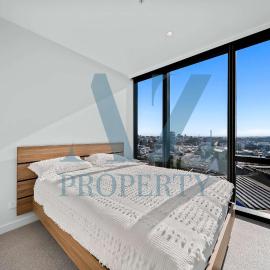 Bright & Spacious 2BR in Prime CBD Location