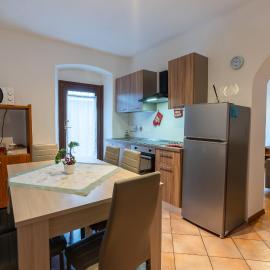 [Golf_House_Apartment]