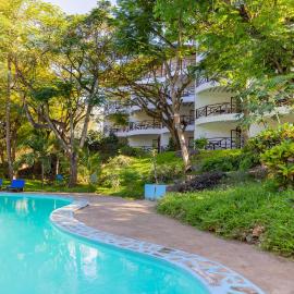 Silver Rock Boutique Resort by Mokawa - Hotel & Apartments、マリンディのホテル