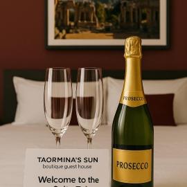 Taorminas Sun Central Boutique Guesthouse & Suites, hotel in Taormina