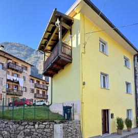 Nice Home In Longarone With Wifi, hotel u gradu Longarone