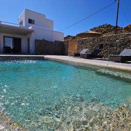 Aether Mykonos 3BR Villa with Serene Port & Town Views, hotel in Tourlos