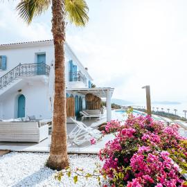 Luxury Apartments La Villa, hotel em Chorto