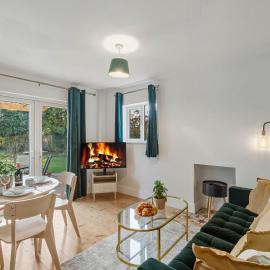 Seven Space - 4BR Home with Garden in Earlham