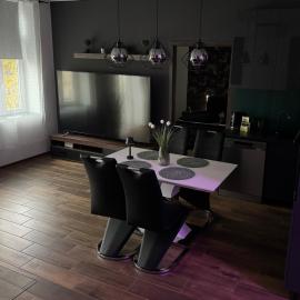 NewPlace Luxury Apartment, hotel in Sátoraljaújhely