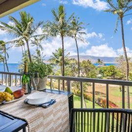 Menehune Shores 403 · MHS 403 Remodeled BeachFront 2BD Getaway, готель у місті Кіхеї