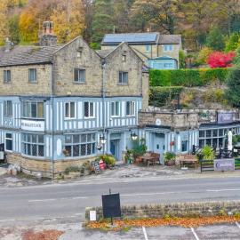 The Millstone Country Inn, hotel di Hathersage