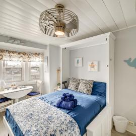 Steps from Beach & Music Pier! Ocean City Studio, Hotel in Ocean City
