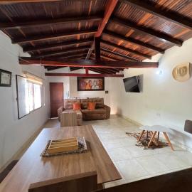 Apartamento Completo en Valle de San José - Ideal para visitar San Gil, hotel a Valle de San José