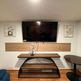 Sleep12-16guests ranch in West Seneca entire house, hotel en Buffalo