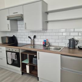 Modern Studio in Fratton, Portsmouth - Contractors Welcome #1