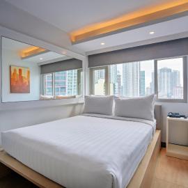 The Mini Suites Eton Tower Makati: Manila şehrinde bir otel