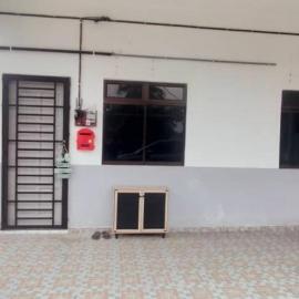 Rumah Kelabu Sungai Tiram Ulu Tiram, hotel Ulu Tiramban