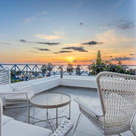 Sunset Sea View Apartment in Kissonerga