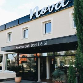 Logis Hôtel Nova RENOVE - Villefranche sur Saône, hotel a Limas