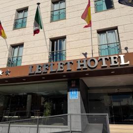 Leflet Valme – hotel w mieście Dos Hermanas