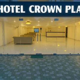 Hotel Crown Plaza, hotel in Prayagraj